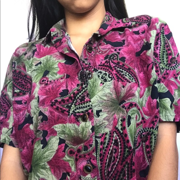 Tops - Graphic Print Button-Up